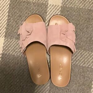 NWOT Vionic Slides in Pale Pink Suede